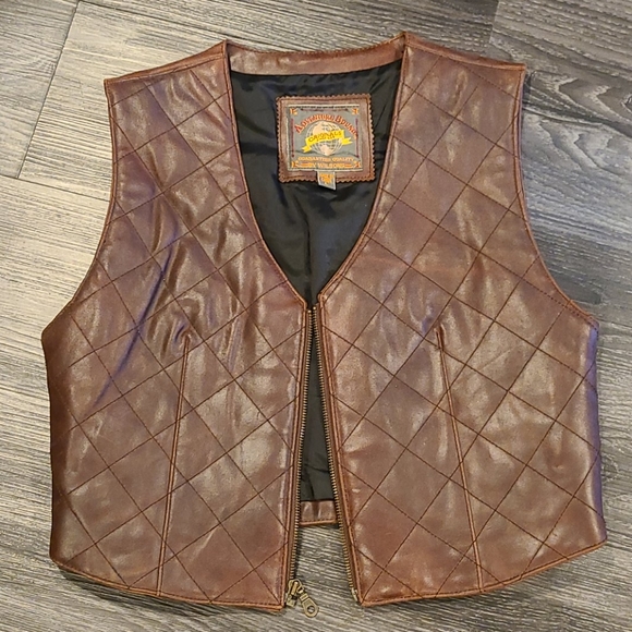 Wilsons Leather Jackets & Blazers - Vintage 80's Wilson's Leather Cropped Vest